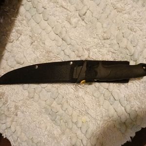 8 Inch Fillet Knife. Stainless Steel Blade. (Tsunami) With Nylon Sheath. NWOT.
